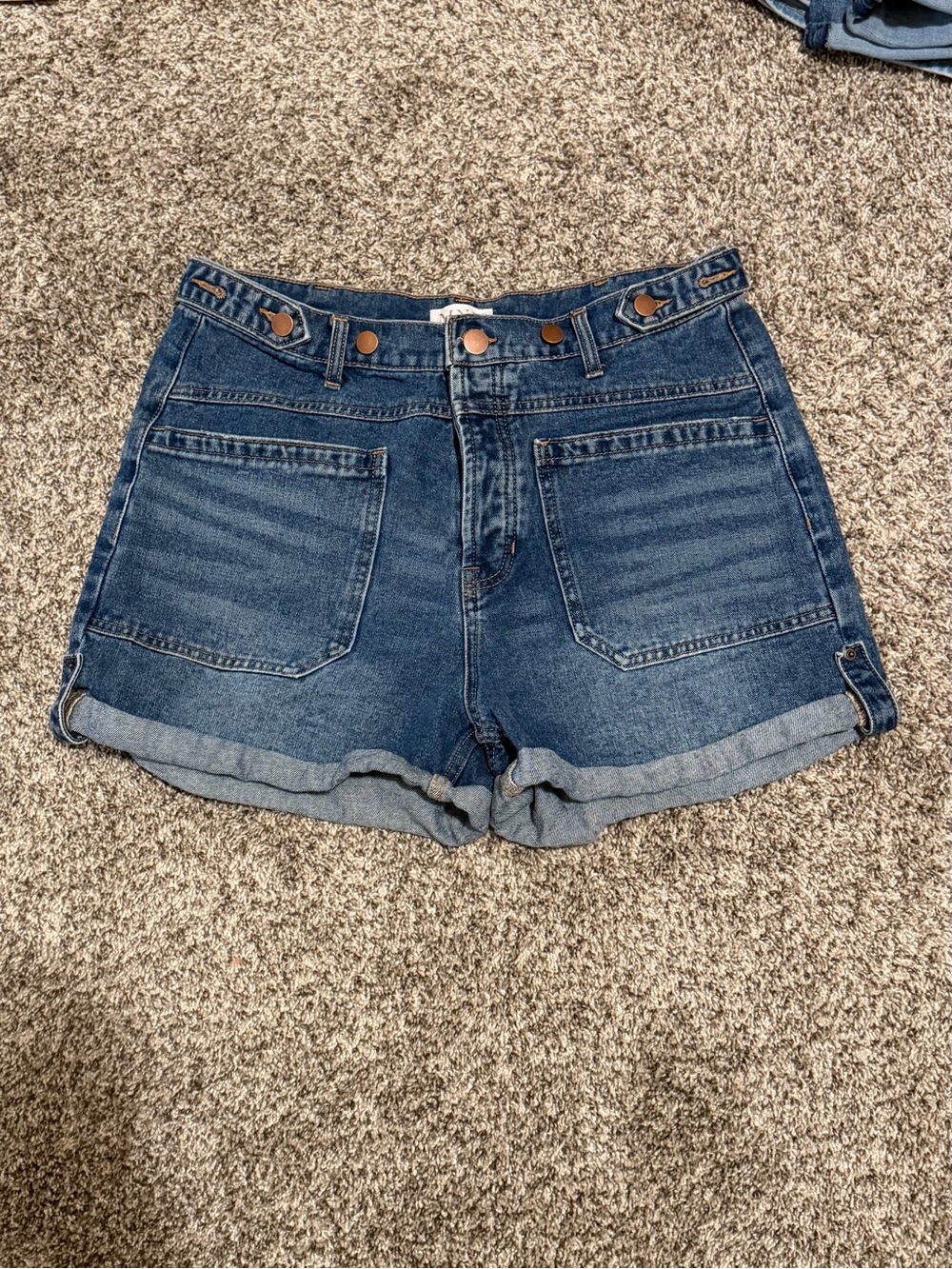 Mid-Rise Fold-Cuff Denim Shorts in Medium Blue
